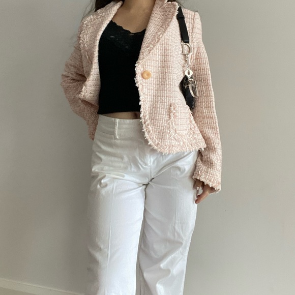 VINTAGE BABY PINK TWEED BLAZER - Picture 2 of 4